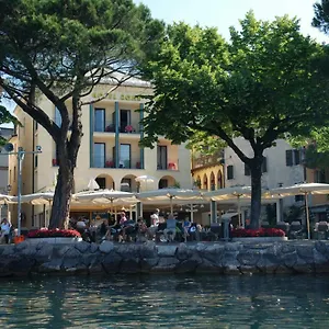 *** Hotel Roma Italy